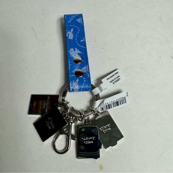 NWT. Disney 2024 runDisney springtime surprise weekend keychain or bag charm - Picture 6 of 11